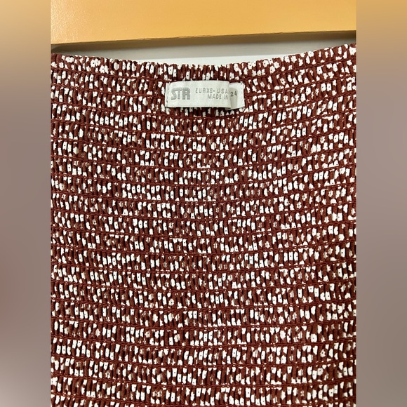 Stradivarius Long printed skirt with shirring
Size: XS - Picture 3 of 6